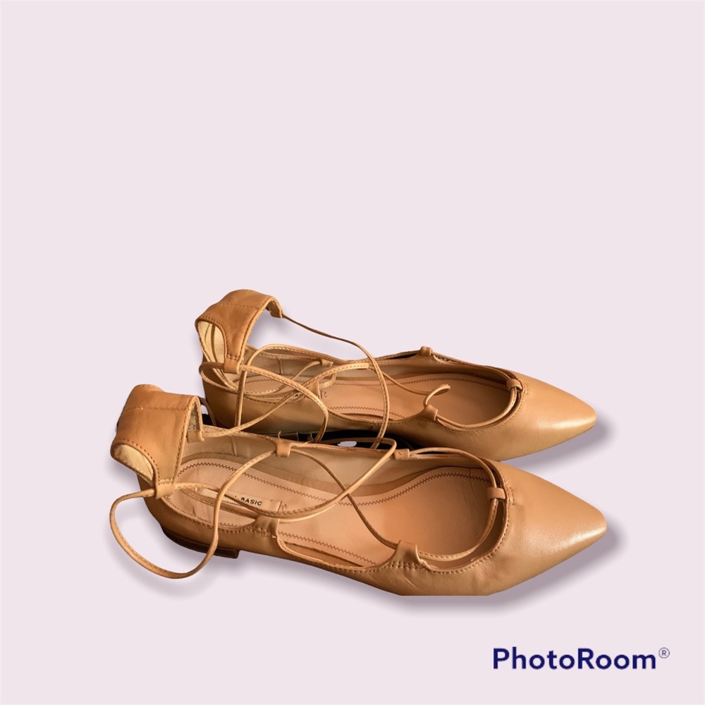 EUC Zara Basic nude slipper ballet tie style flat size 39 (8 - 8 1/2) - Picture 1 of 4
